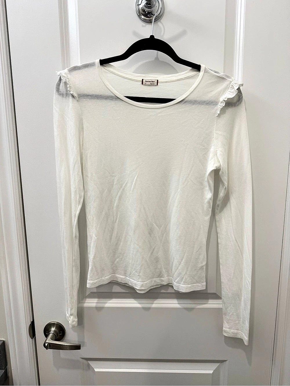 Aritzia Sunday Best Long Sleeve Top in White Size Small